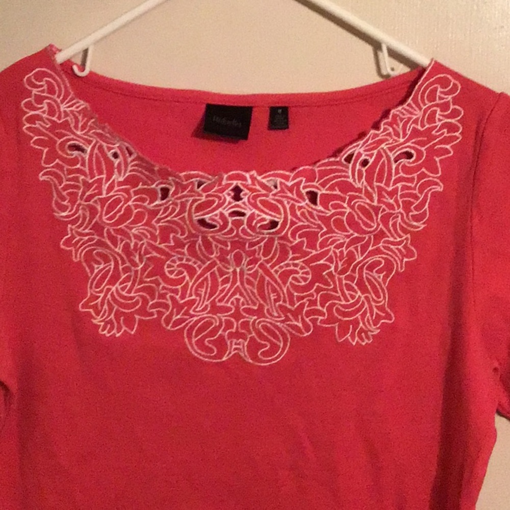 Pink shirt - Picture 2 of 3